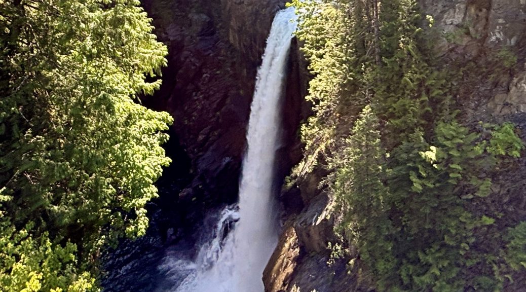 Elk Falls Provincial Park