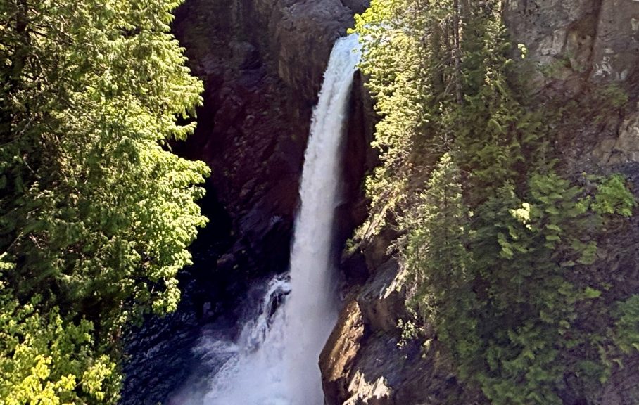 Elk Falls Provincial Park